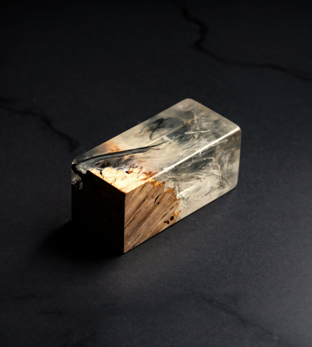 Lundi Monolith