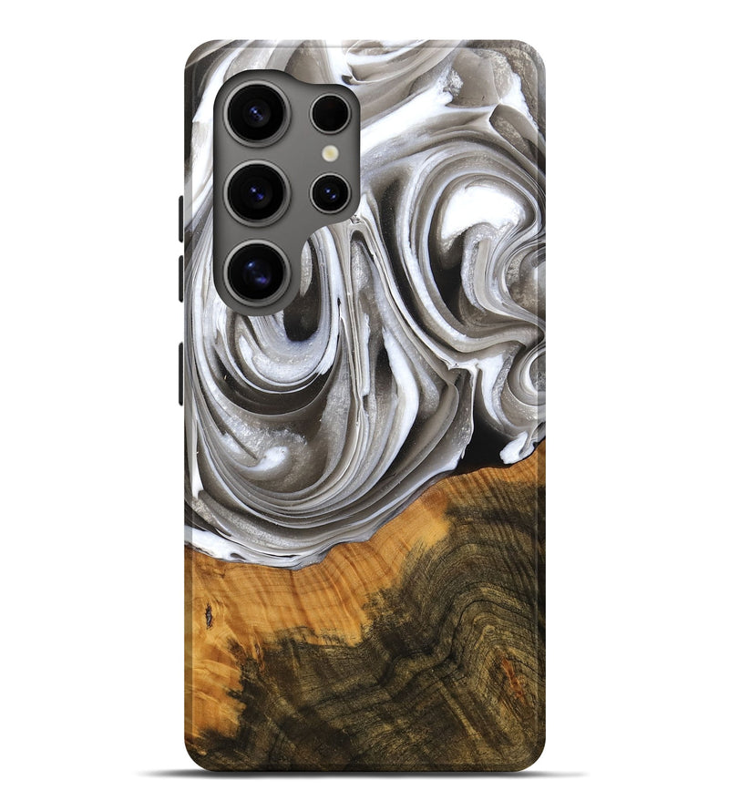 Galaxy S25 Ultra Wood Live Edge Phone Case - Bryson (Black & White, 756238)