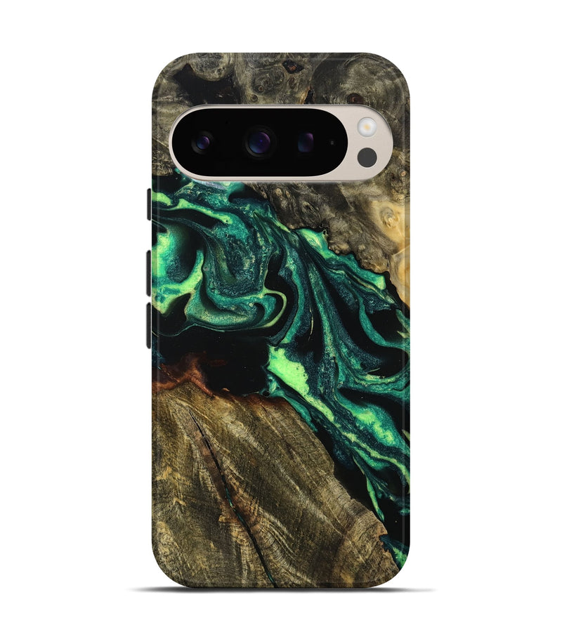 Pixel 9 Pro Wood Live Edge Phone Case - Fern (Green, 767312)