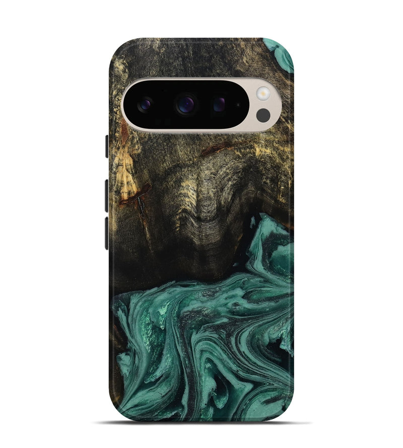 Pixel 10 Wood Live Edge Phone Case - Lakesha (Green, 810385)