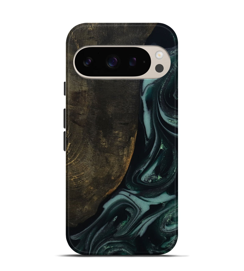 Pixel 9 Wood Live Edge Phone Case - Traci (Green, 810778)