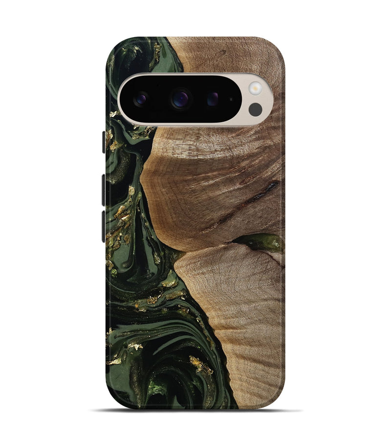 Pixel 9 Wood Live Edge Phone Case - Omer (Green, 811818)
