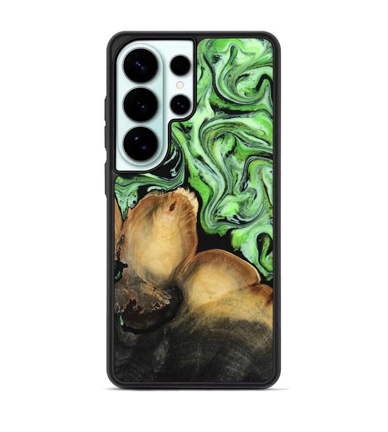 Galaxy S26 Ultra Wood Phone Case - Robert (Green, 811982)
