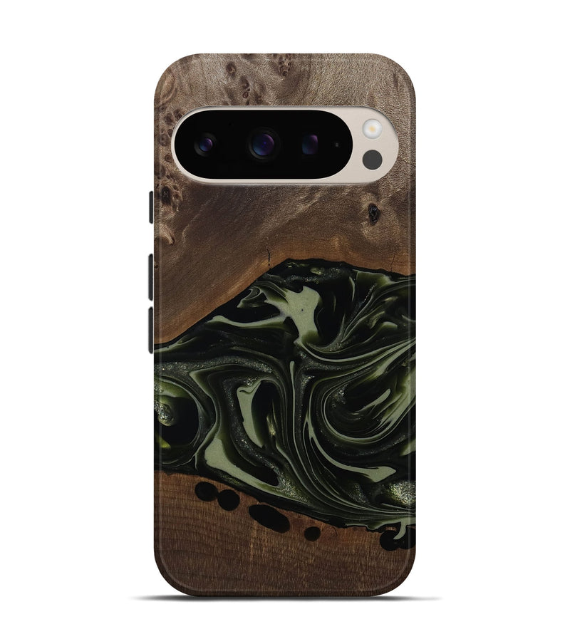 Pixel 9 Wood Live Edge Phone Case - Albin (Green, 812241)