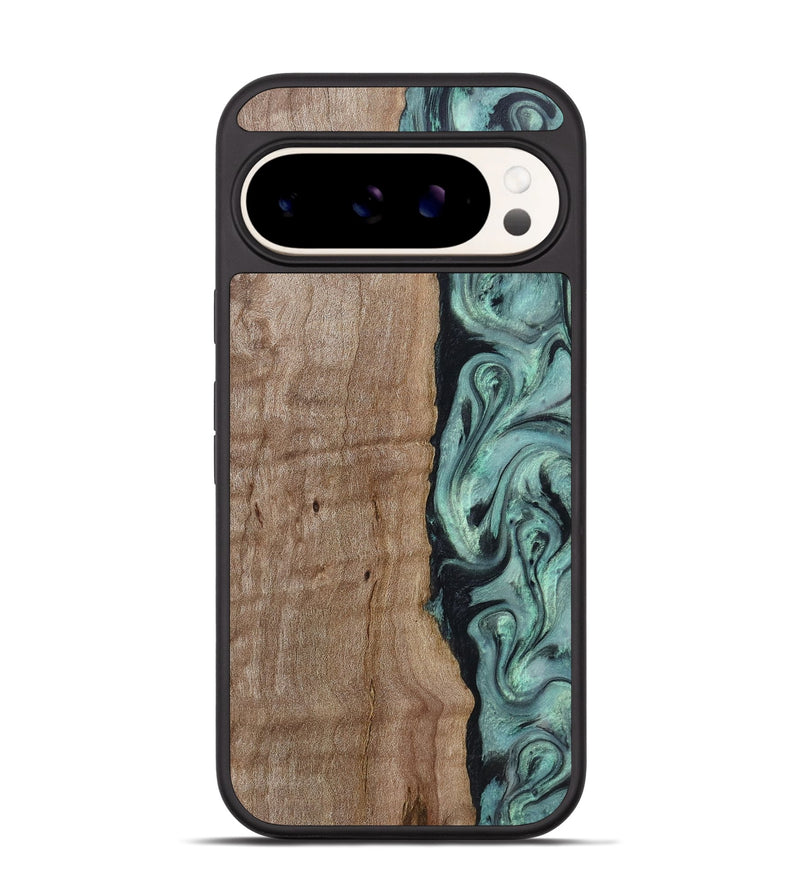 Pixel 9 Wood Phone Case - Julio (Green, 815206)