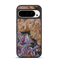 Pixel 9 Pro Wood Phone Case - Britney (Green, 815222)