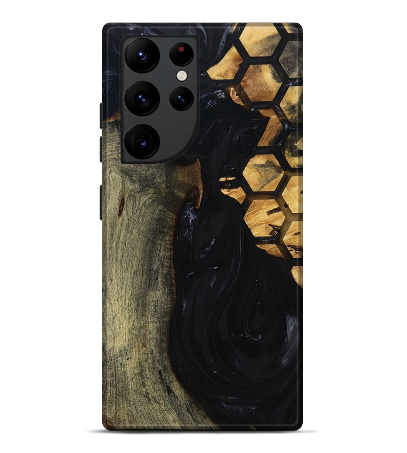 Galaxy S22 Ultra Wood Live Edge Phone Case - Shasta (Black & White, 817888)