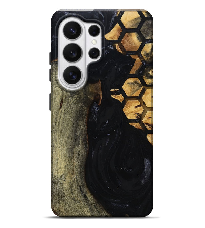 Galaxy S26 Ultra Wood Live Edge Phone Case - Shasta (Black & White, 817888)