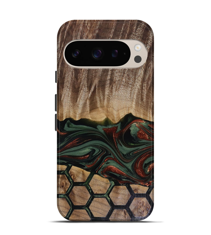 Pixel 9 Wood Live Edge Phone Case - Chance (Green, 817924)