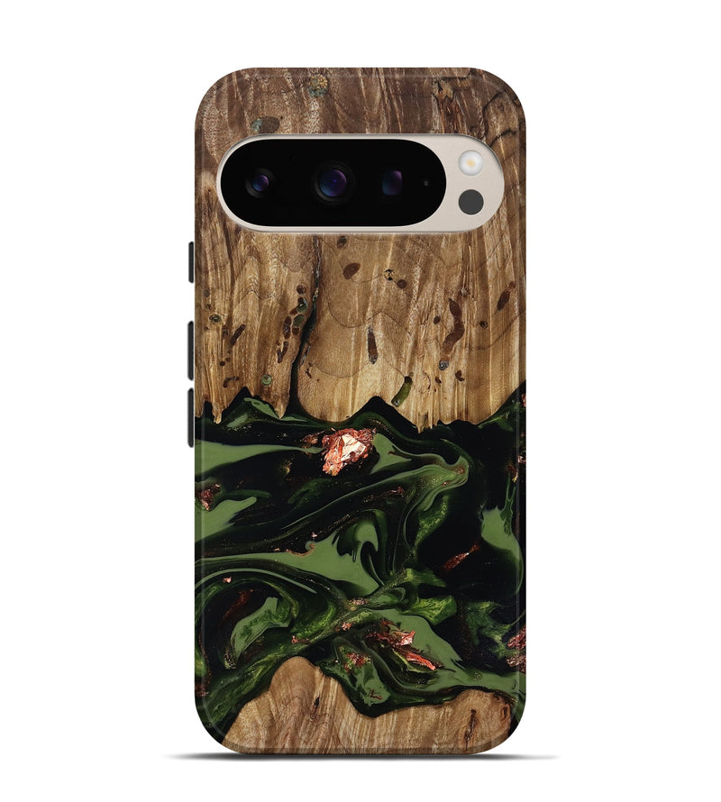 Pixel 9 Pro Wood Live Edge Phone Case - Sevyn (Green, 818017)