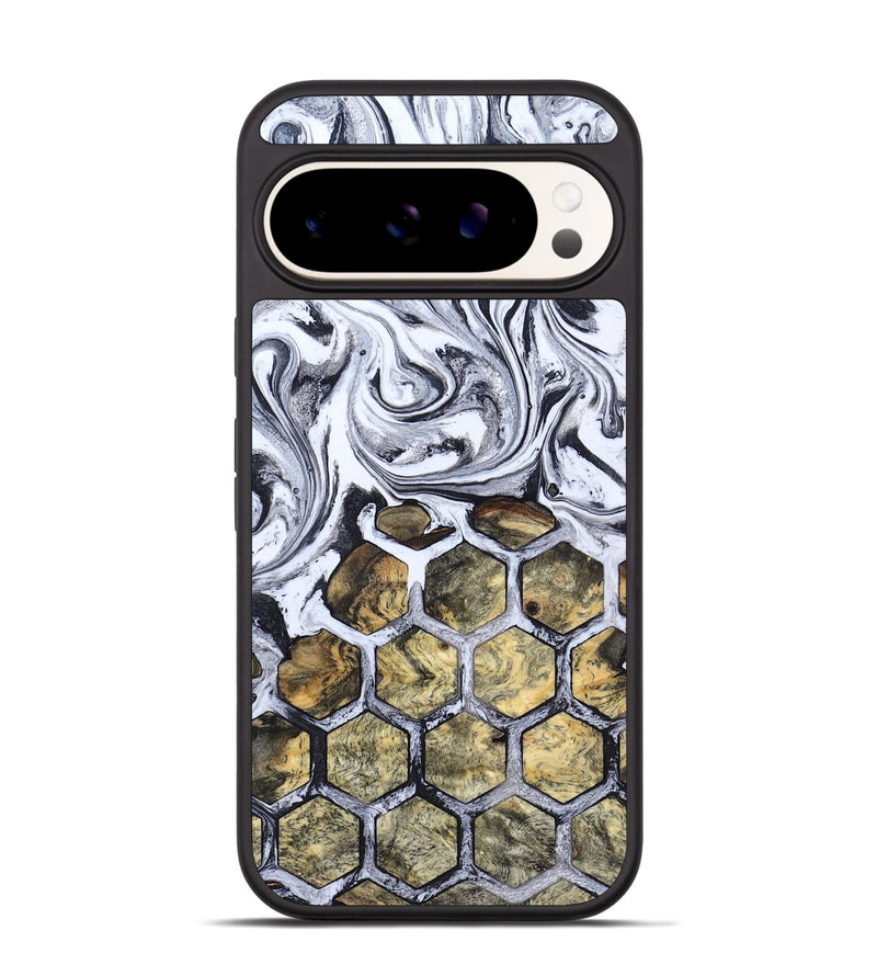 Pixel 9 Wood Phone Case - Karla (Pattern, 819818)