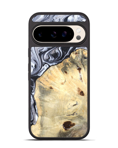 Amirah (819906) Pixel 10 Phone Case