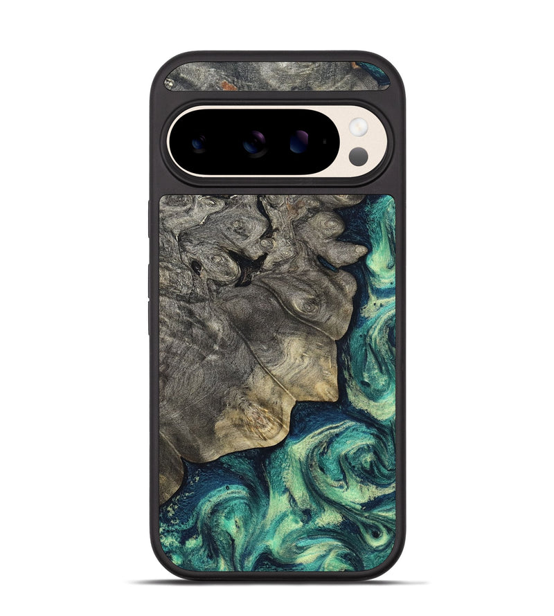 Pixel 10 Pro Wood Phone Case - Breonna (Green, 820140)