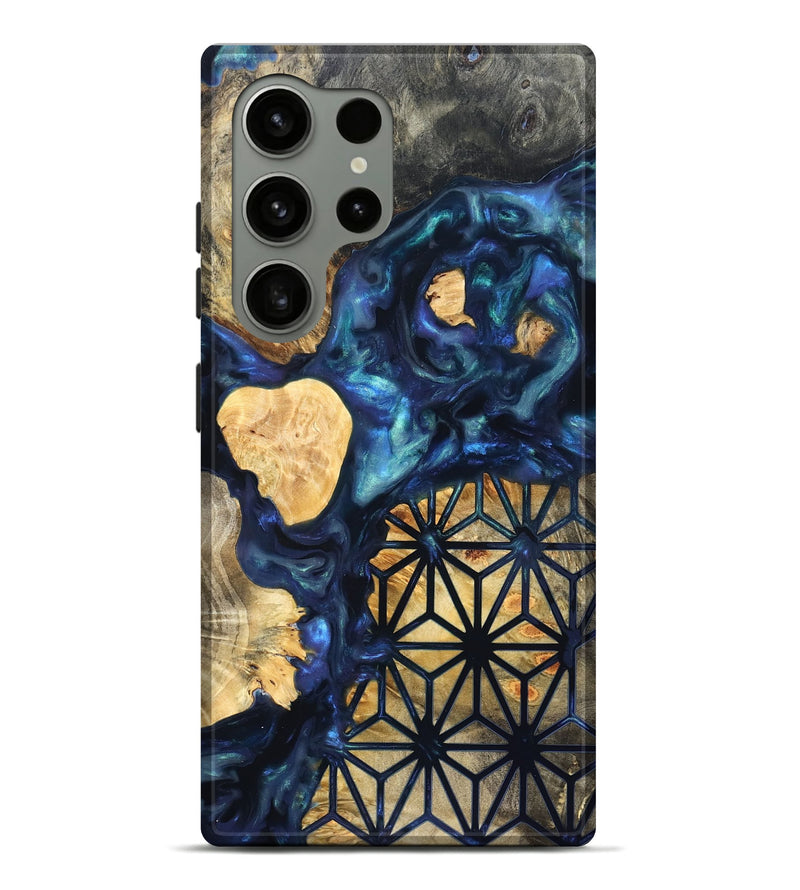Galaxy S24 Ultra Wood Live Edge Phone Case - Bettie (Neon, 820891)