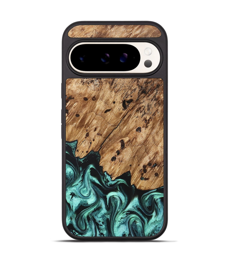 Pixel 9 Pro Wood Phone Case - Garland (Green, 822205)
