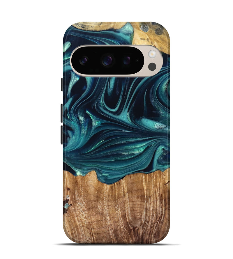 Pixel 10 Pro Wood Live Edge Phone Case - Tammi (Green, 822973)