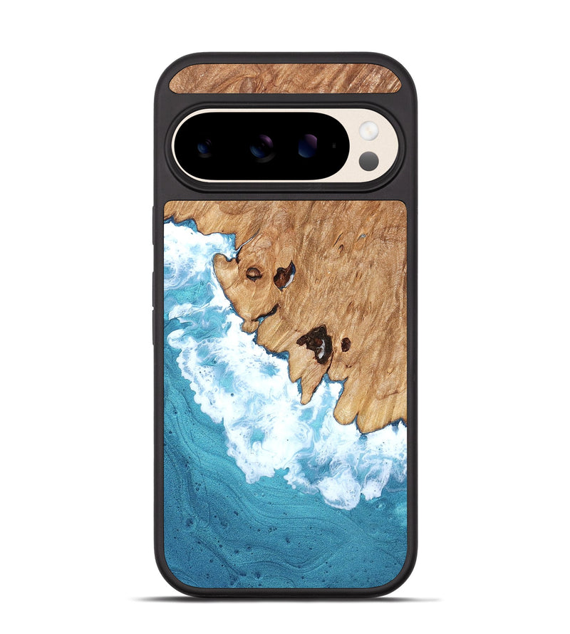 Pixel 10 Wood Phone Case - Garland (Coastal, 823467)