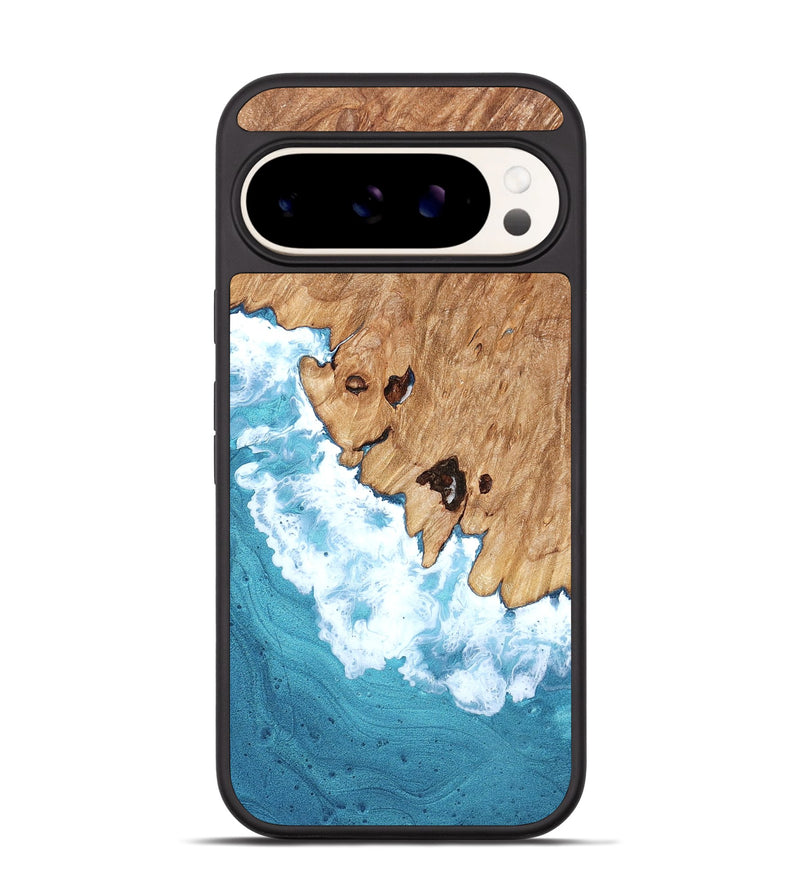 Pixel 9 Pro Wood Phone Case - Garland (Coastal, 823467)