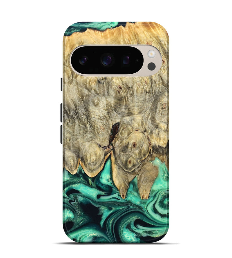 Pixel 10 Wood Live Edge Phone Case - Essie (Green, 823498)