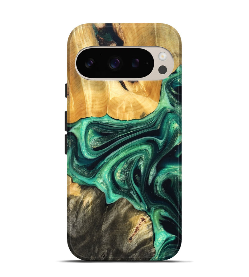 Pixel 9 Wood Live Edge Phone Case - Alonza (Green, 823502)