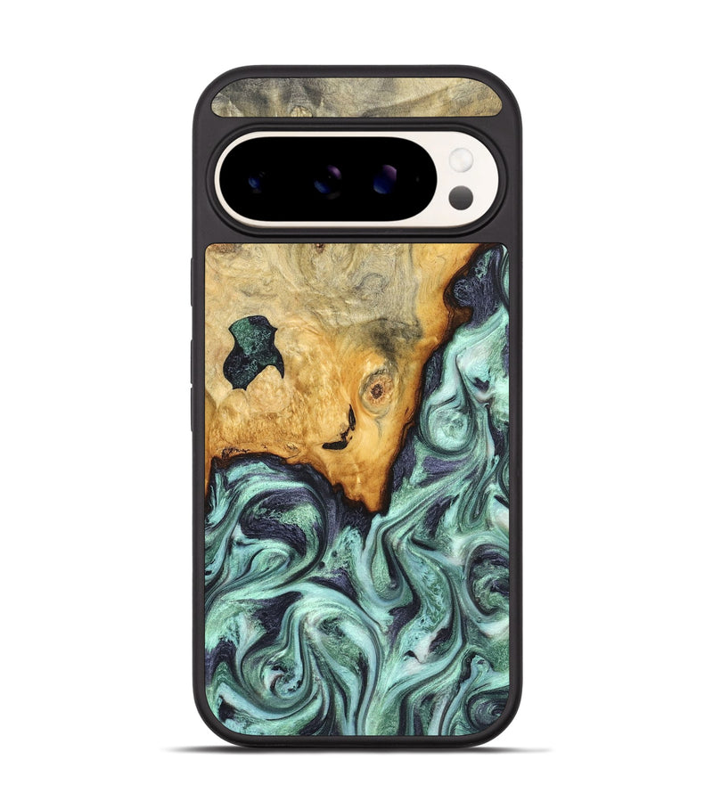 Pixel 9 Wood Phone Case - Crissy (Green, 823643)