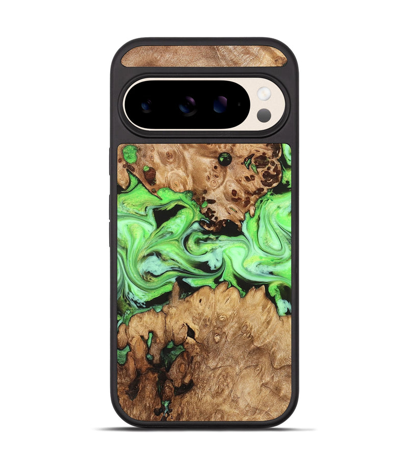 Pixel 10 Wood Phone Case - Shyann (Green, 825006)