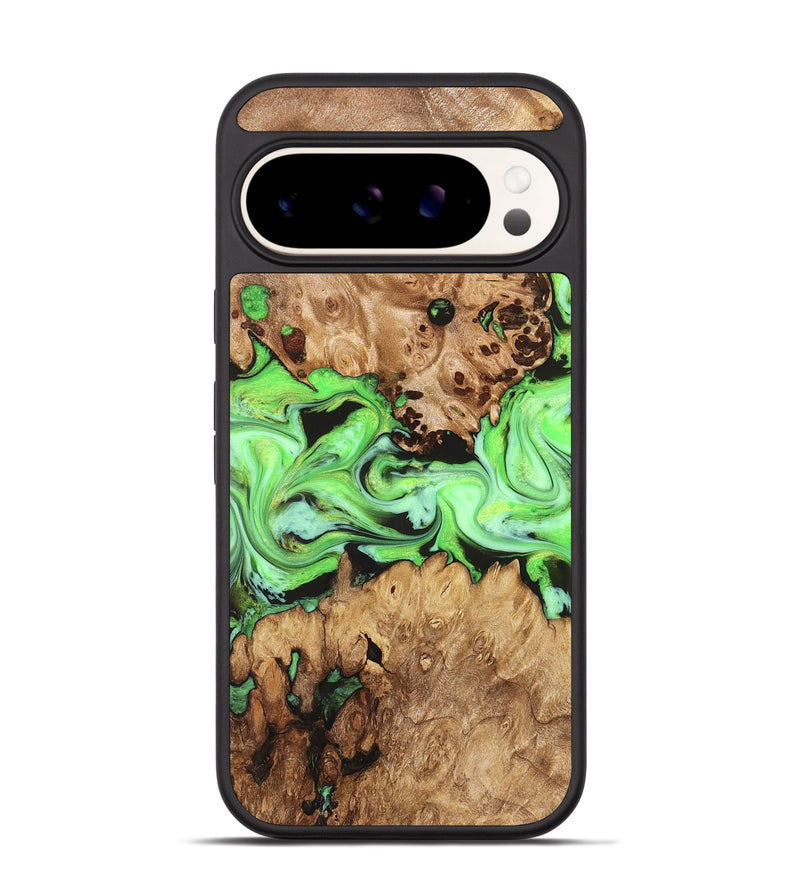 Pixel 9 Wood Phone Case - Shyann (Green, 825006)