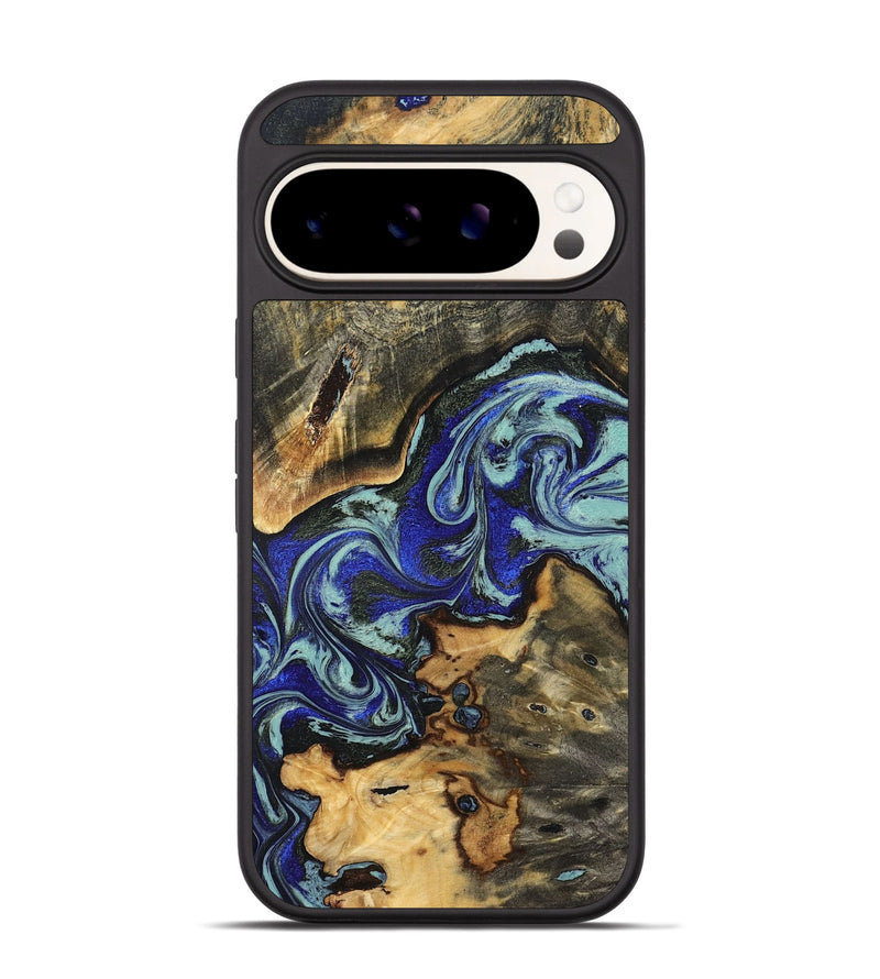 Pixel 9 Wood Phone Case - Britany (Blue, 825187)