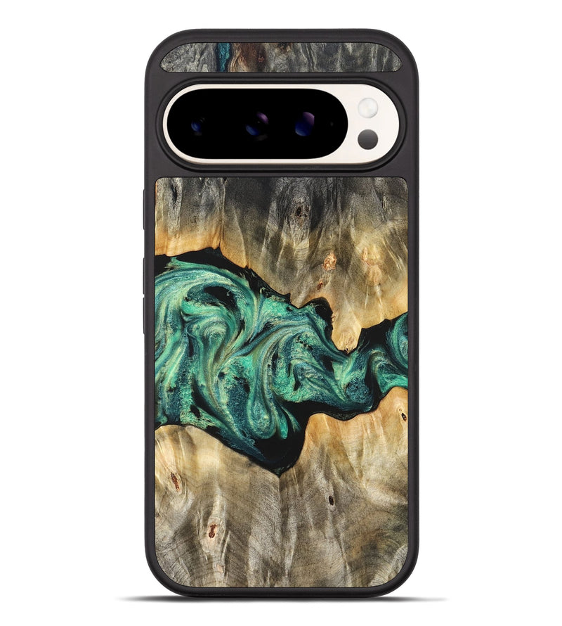Pixel 10 Pro XL Wood Phone Case - Kale (Green, 825379)