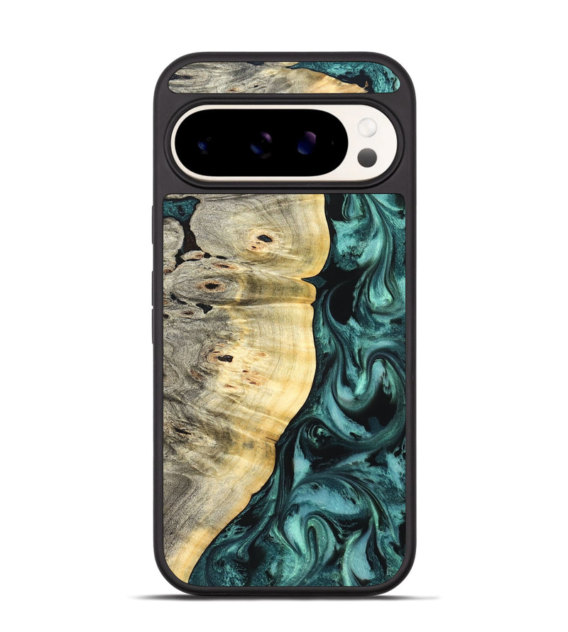Pixel 9 Wood Phone Case - Bradley (Green, 825669)