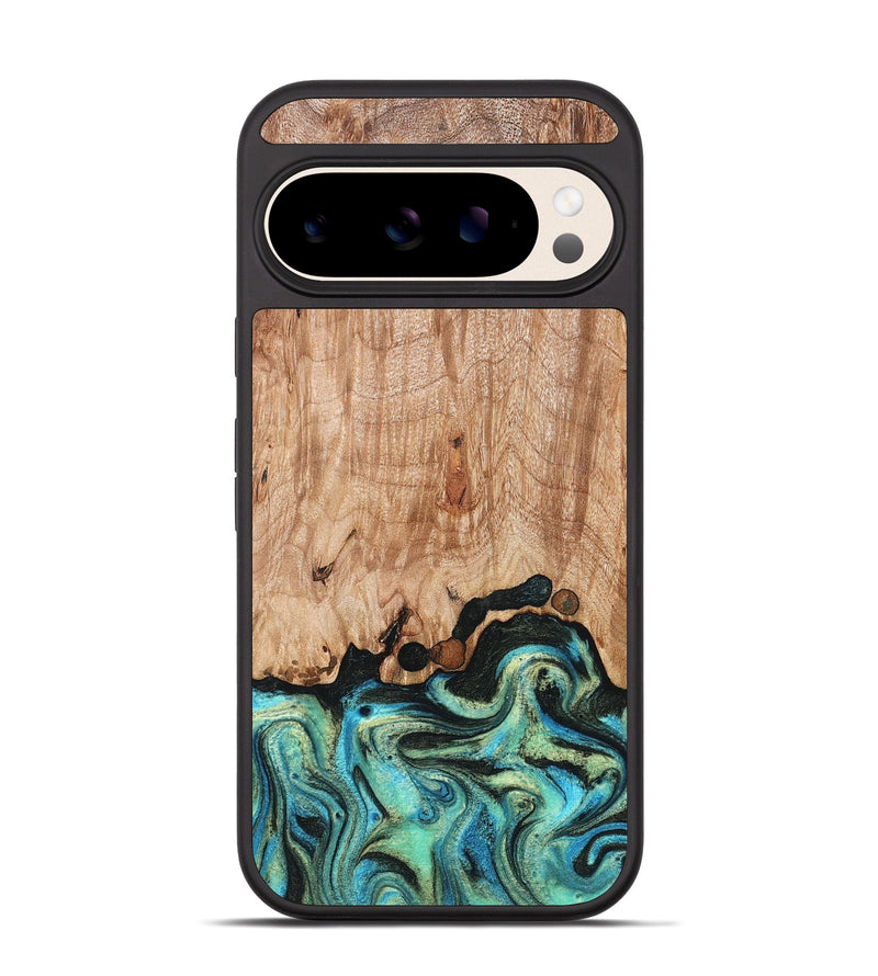 Pixel 10 Wood Phone Case - Omar (Green, 827035)