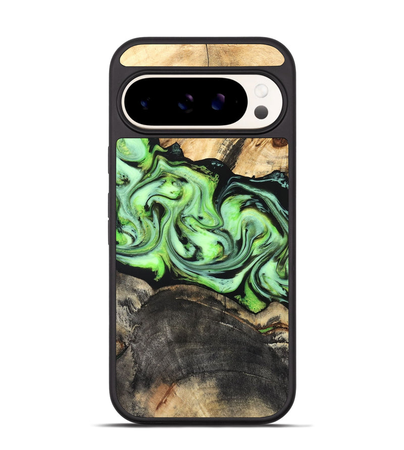 Pixel 9 Wood Phone Case - Moshe (Green, 827070)