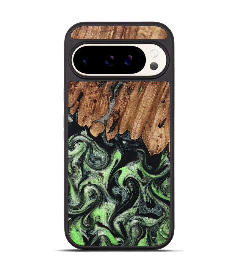 Pixel 9 Wood Phone Case - Teresa (Green, 827497)
