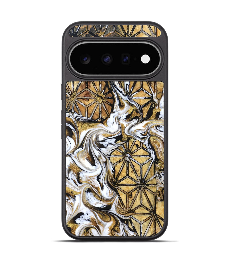 Pixel 11 Wood Phone Case - Newt (Pattern, 829070)