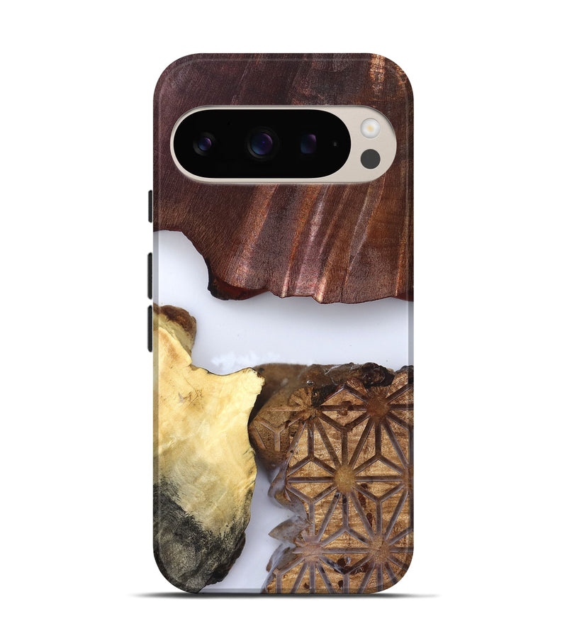 Pixel 9 Wood Live Edge Phone Case - Deanna (Clear, 829796)