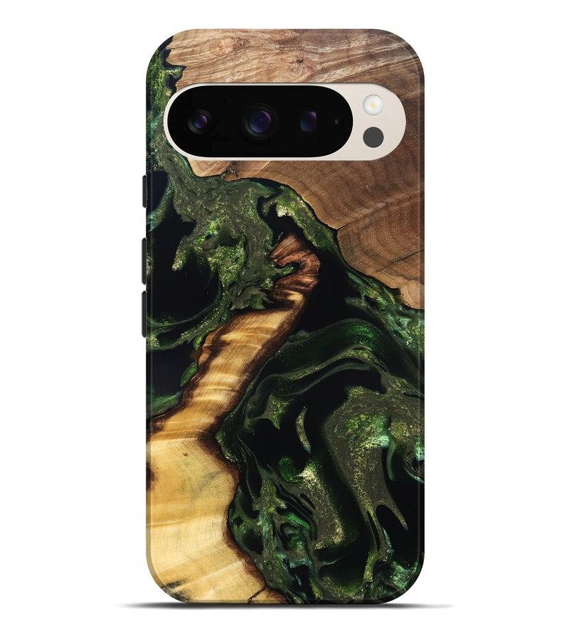 Pixel 10 Pro XL Wood Live Edge Phone Case - Shelbi (Green, 830848)