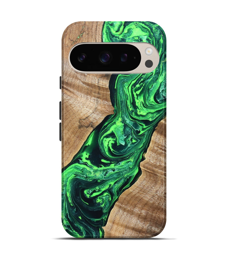 Pixel 9 Wood Live Edge Phone Case - Tobe (Green, 831620)