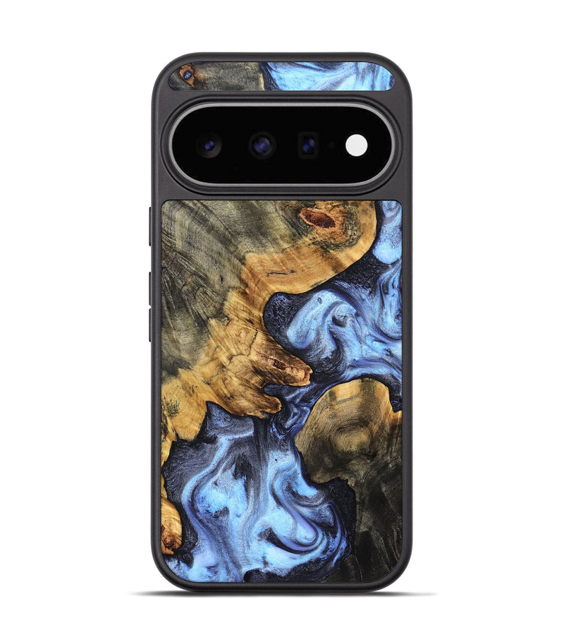 Pixel 11 Wood Phone Case - Winnie (Blue, 831951)