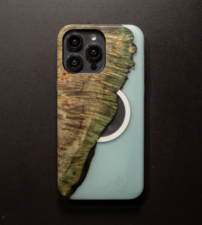 Carved Reserve Live Edge Case - iPhone 14 Pro Max (Owen, 152)