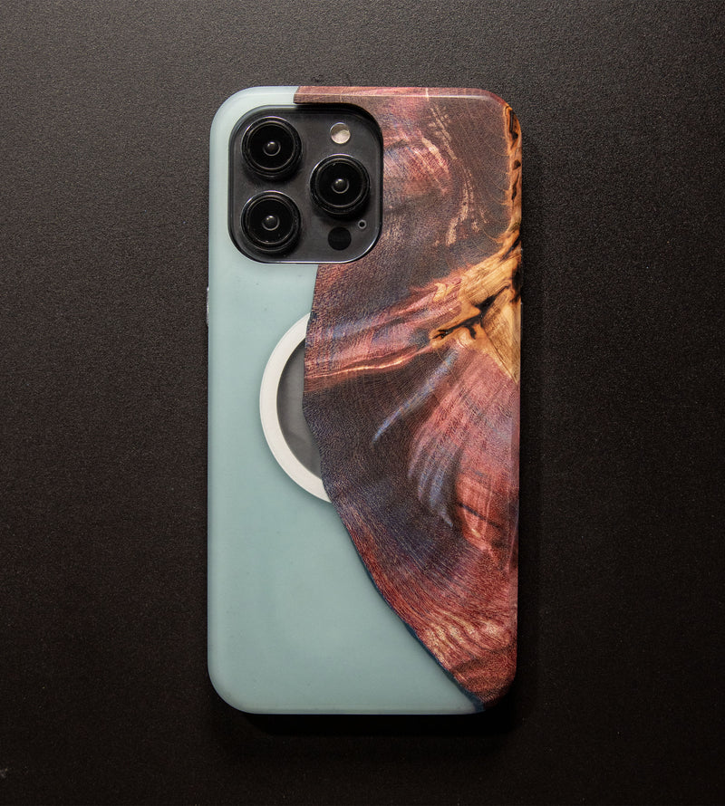 Carved Reserve Live Edge Case - iPhone 14 Pro Max (Paisley, 155)