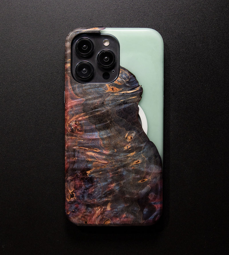 Carved Reserve Live Edge Case - iPhone 14 Pro Max (Henry, 145)
