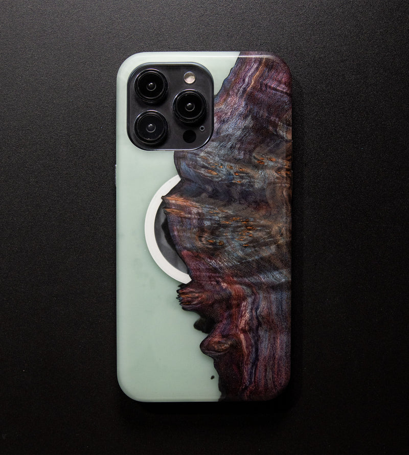 Carved Reserve Live Edge Case - iPhone 14 Pro Max (Aria, 138)