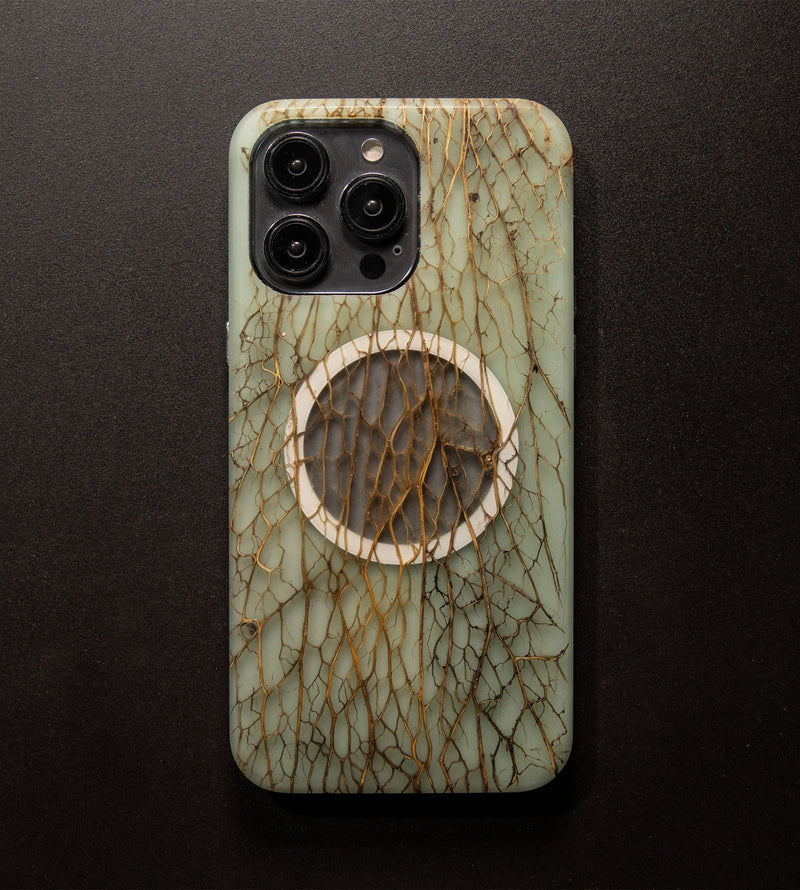 Carved Reserve Live Edge Case - iPhone 14 Pro Max (Nathan, 196)