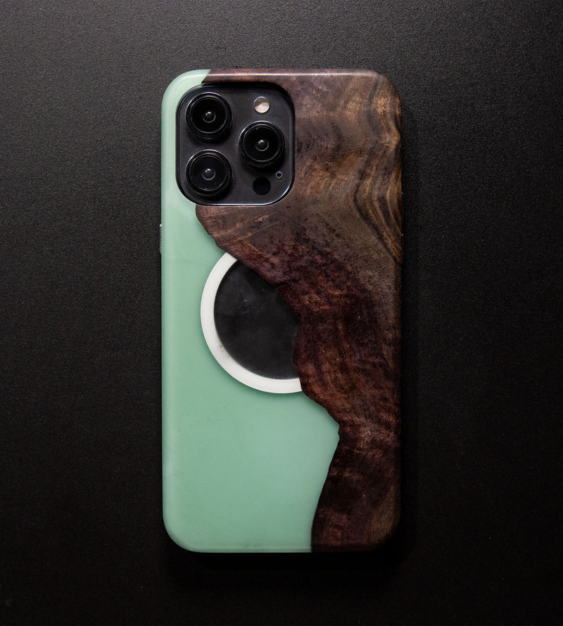 Carved Reserve Live Edge Case - iPhone 14 Pro Max (Sofia, 144)